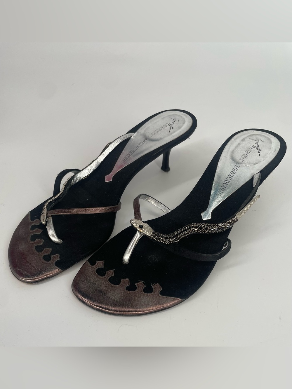 VTG 90s Y2K Giuseppe Zanotti Vicini Black Kitten Heel Rhinestone Snake Sandals